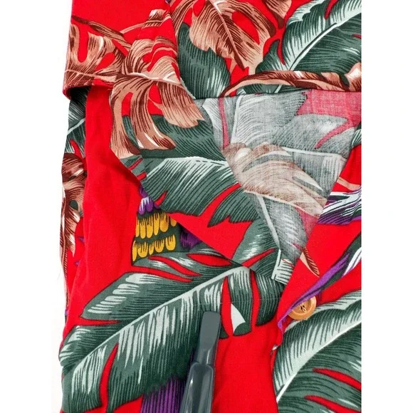New Paradise Found Shirt Mens XL Red Hawaiian Aloha Parrot Rayon Made in Hawaii - Picture 7 of 11